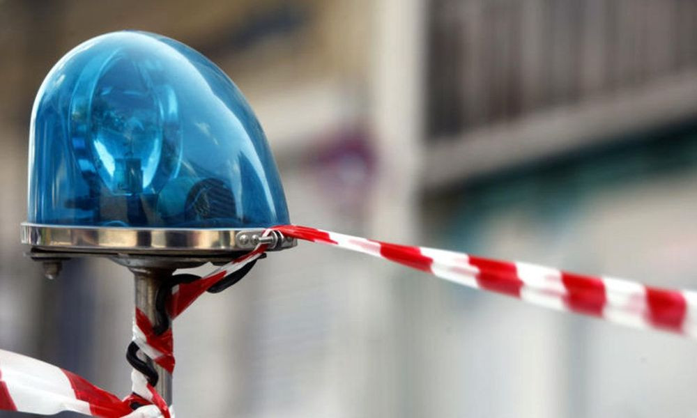 Νιγηριανός απειλούσε να σκοτώσει το παιδί του μέσα στο αστυνομικό τμήμα Γαλατσίου